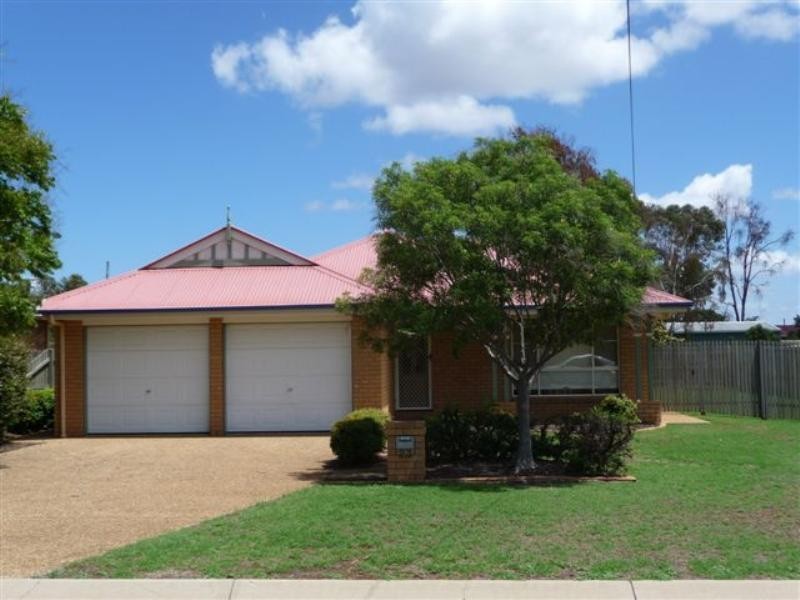 23 Joseph Street, Oakey QLD 4401