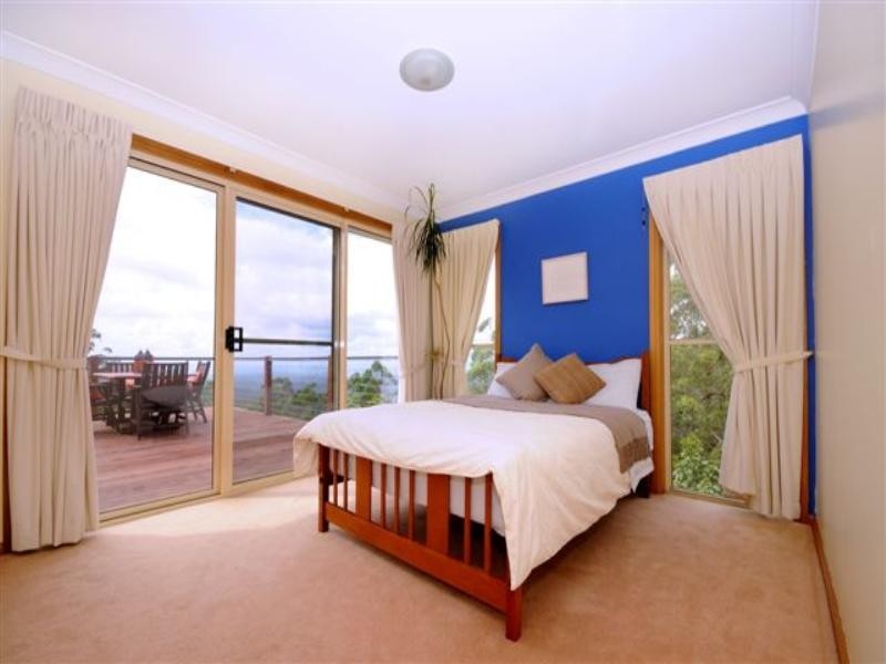 9 Rangeview Road, Blue Mountain Heights QLD 4350