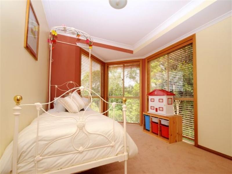 9 Rangeview Road, Blue Mountain Heights QLD 4350