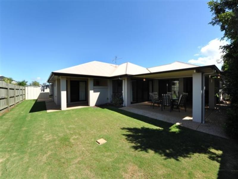 30 McClymont Drive, Rangeville QLD 4350