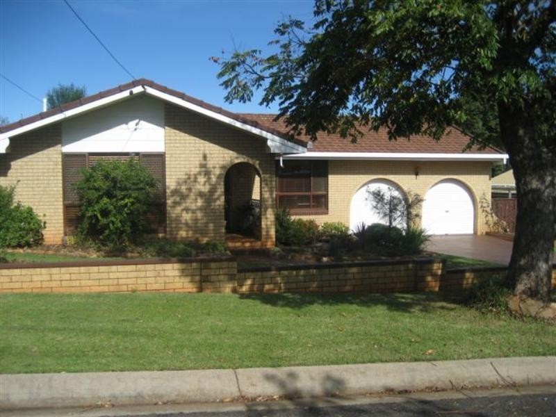 14 Clewley Street, Rangeville QLD 4350