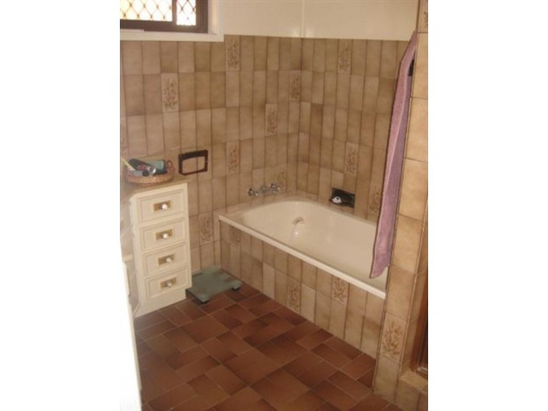 14 Clewley Street, Rangeville QLD 4350