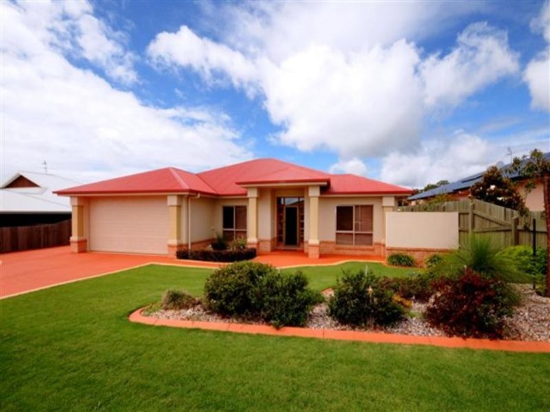 10 Dunbar Court, Highfields QLD 4352