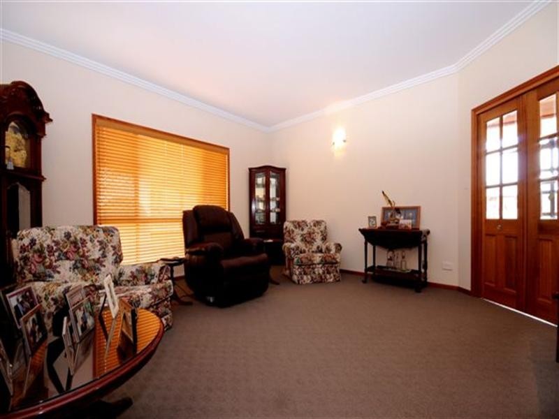10 Dunbar Court, Highfields QLD 4352