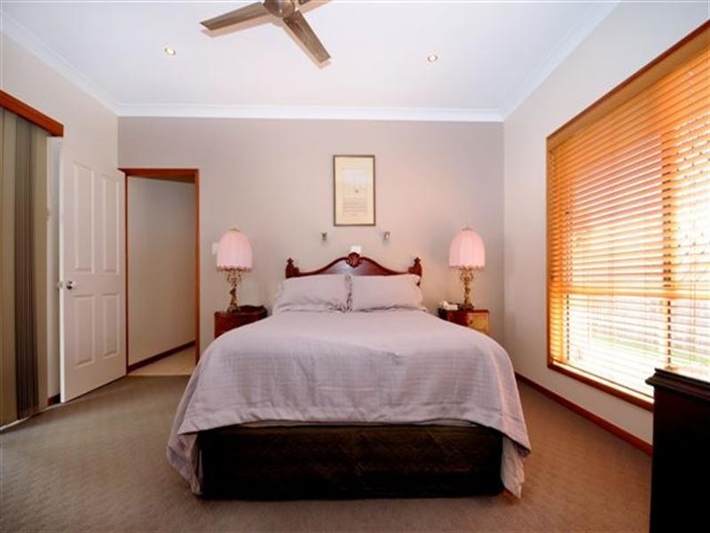 10 Dunbar Court, Highfields QLD 4352