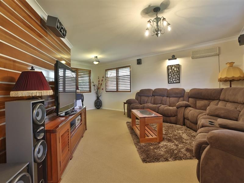 7 Kensington Court, Darling Heights QLD 4350