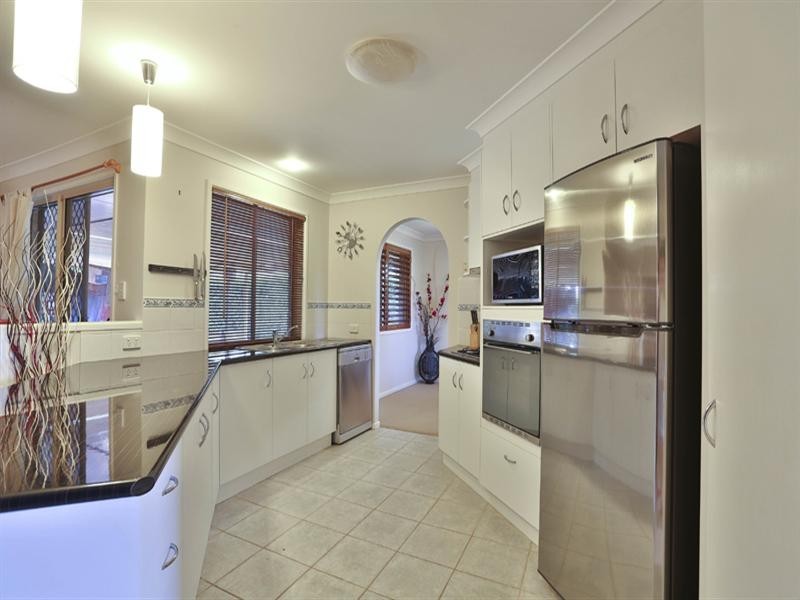 7 Kensington Court, Darling Heights QLD 4350