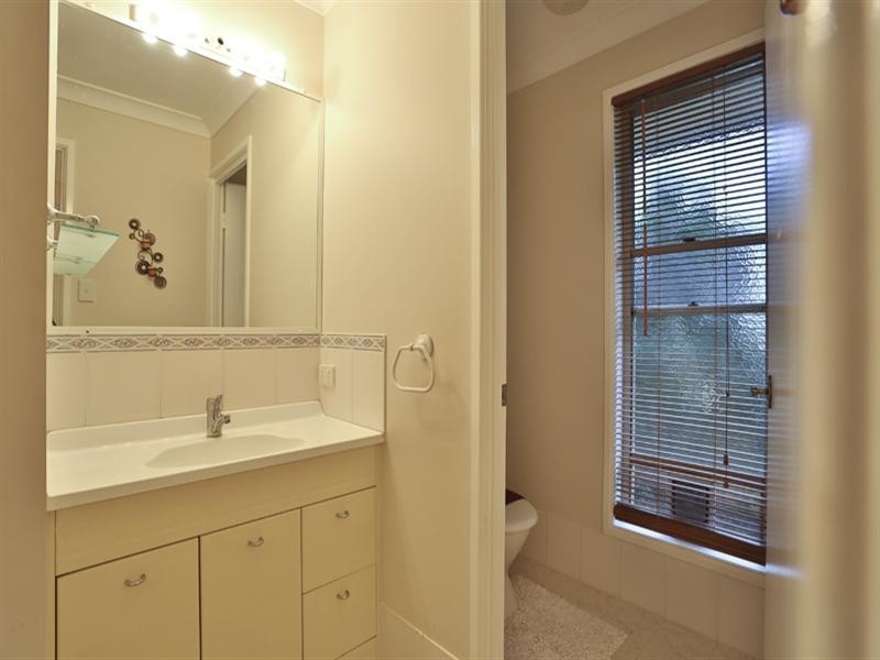 7 Kensington Court, Darling Heights QLD 4350