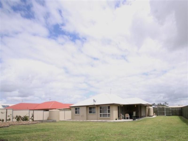 61 Belclaire Drive, Westbrook QLD 4350