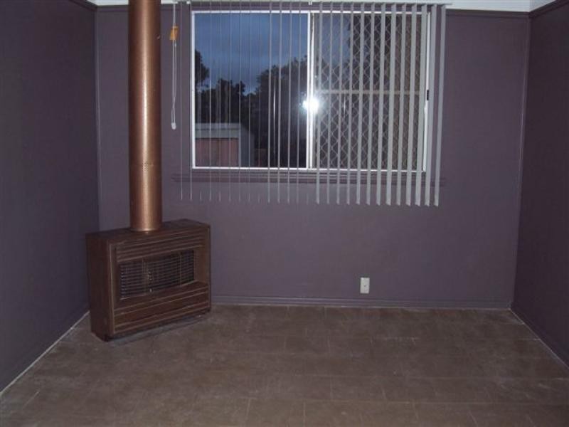 25 Gregory Street, Harlaxton QLD 4350