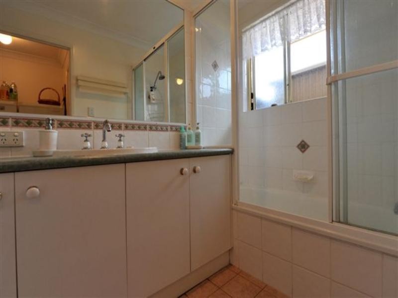 19 Elizabeth Kenny Court, Harristown QLD 4350