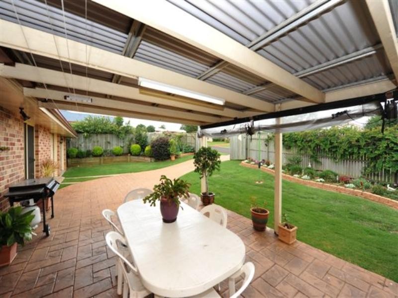 19 Elizabeth Kenny Court, Harristown QLD 4350