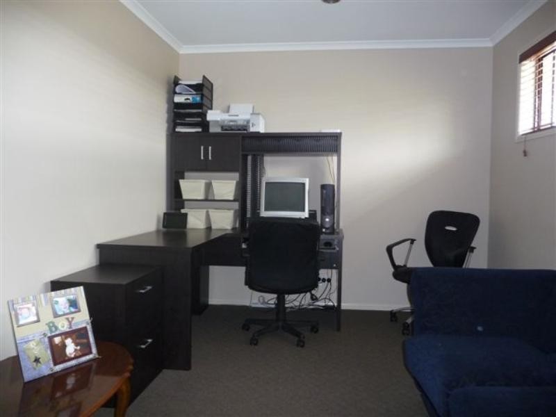 14 Carys Road, Glenvale QLD 4350