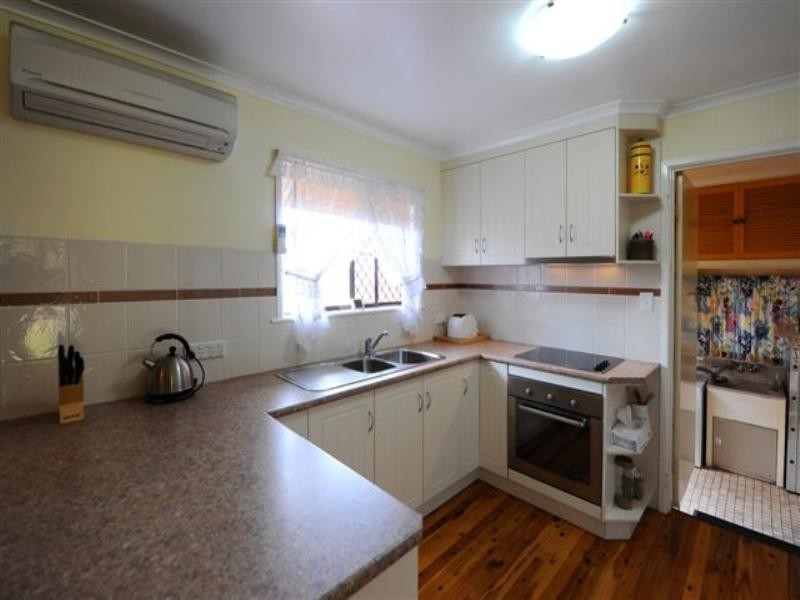 400 North Street, Wilsonton QLD 4350