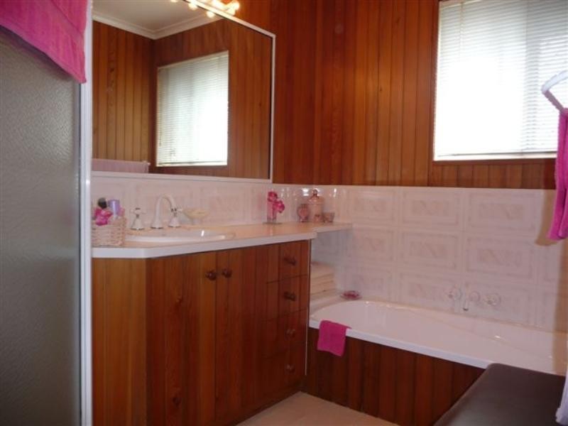 5 Nugent Crescent, Toowoomba QLD 4350