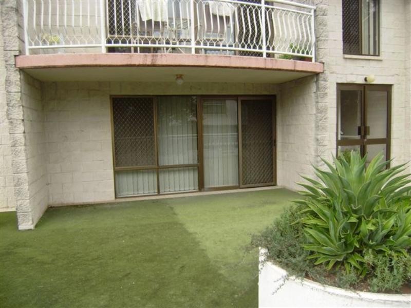 4/208 Hume Street, South Toowoomba QLD 4350