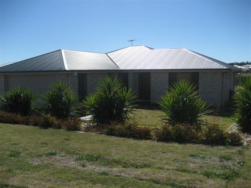 24 Tennyson Court, Westbrook QLD 4350