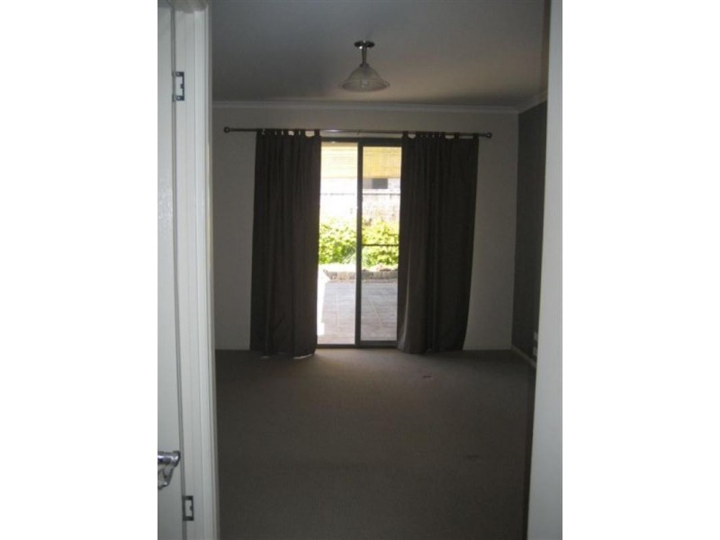 24 Tennyson Court, Westbrook QLD 4350