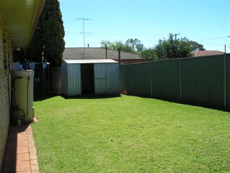 32 Holberton Street, Rockville QLD 4350