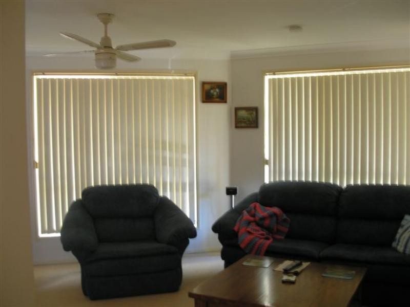 32 Holberton Street, Rockville QLD 4350