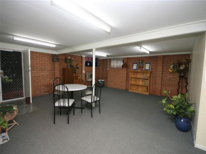 300 South Street, Harristown QLD 4350