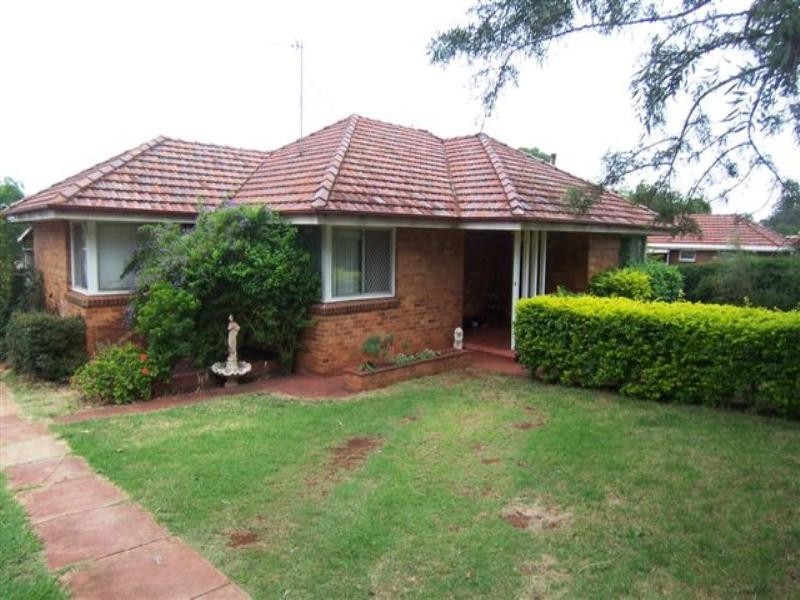 178a West Street, South Toowoomba QLD 4350