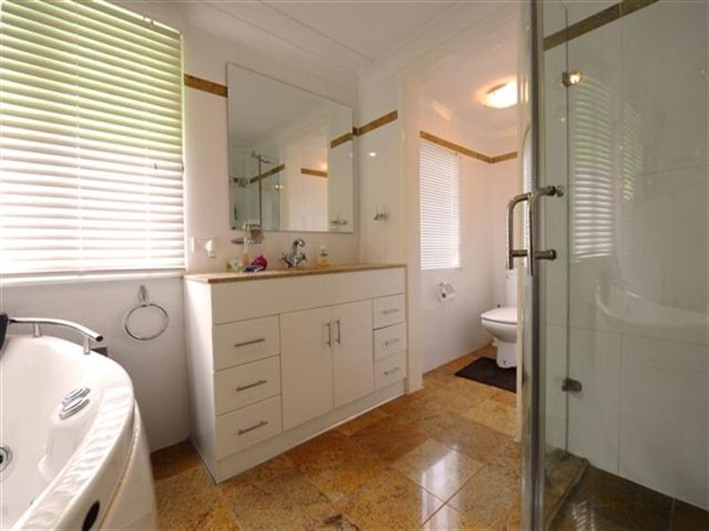 92 James Street, South Toowoomba QLD 4350