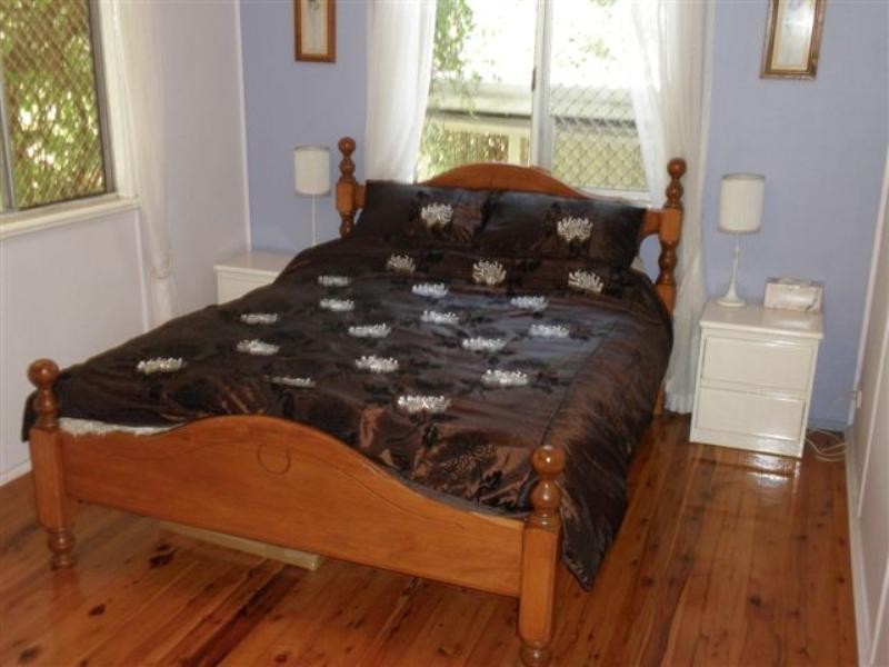 97 Stuart Street, Mount Lofty QLD 4350