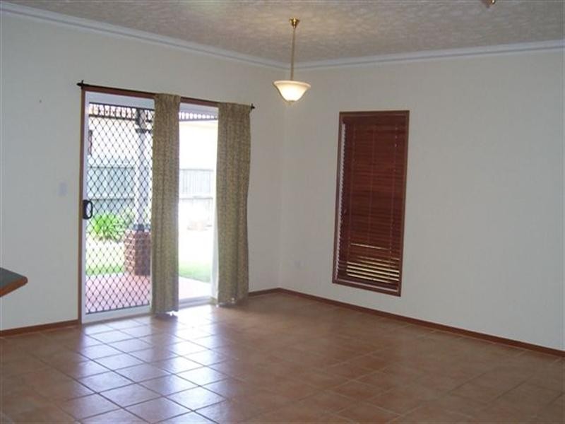142 Spring Street, Middle Ridge QLD 4350