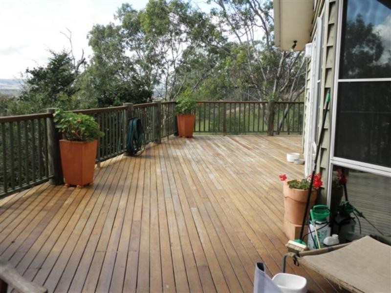 16 Linora Drive, Gowrie Mountain QLD 4350