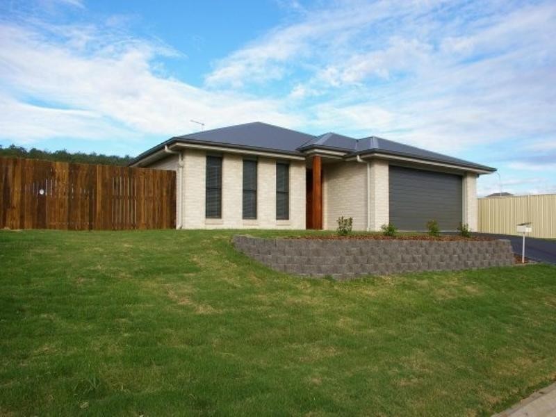 3 Roy Close, Westbrook QLD 4350