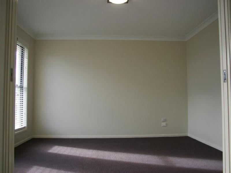 3 Roy Close, Westbrook QLD 4350