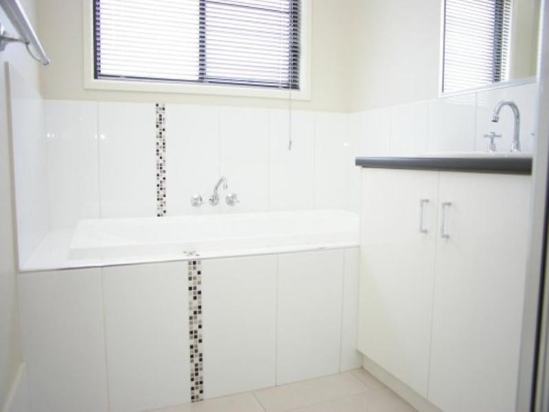 3 Roy Close, Westbrook QLD 4350