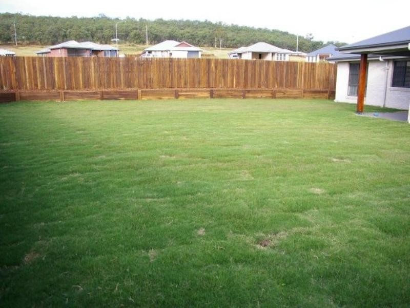 3 Roy Close, Westbrook QLD 4350