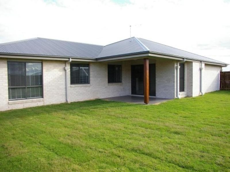 3 Roy Close, Westbrook QLD 4350