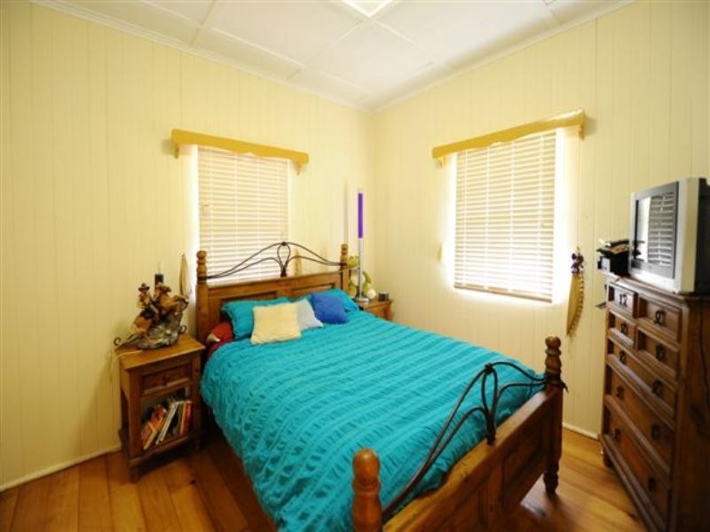 34 Warwick Street, Harristown QLD 4350