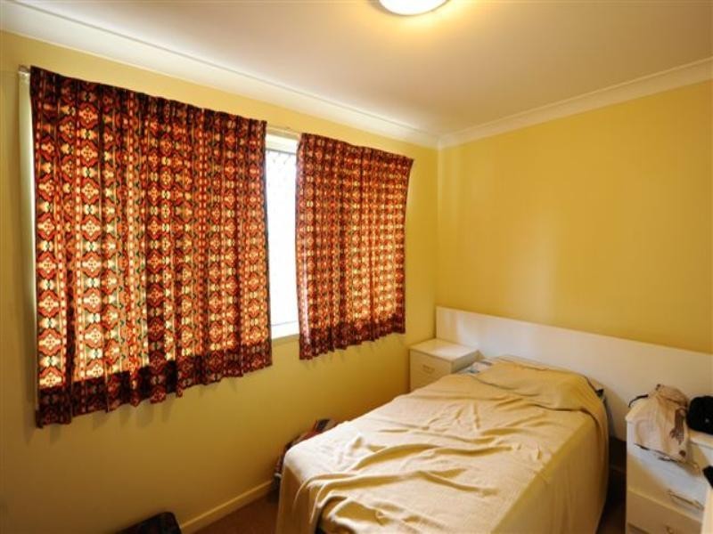 1 and 2 68 Hursley Road, Newtown QLD 4350