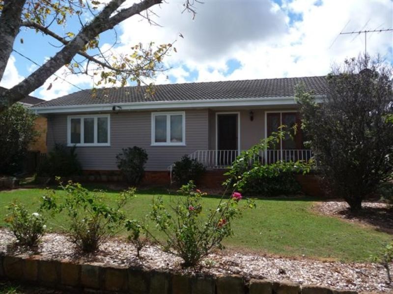 7 Nuss Street, Wilsonton QLD 4350