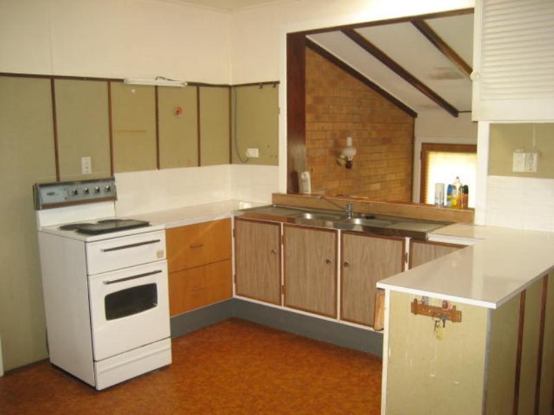 40 Skehan Street, Centenary Heights QLD 4350