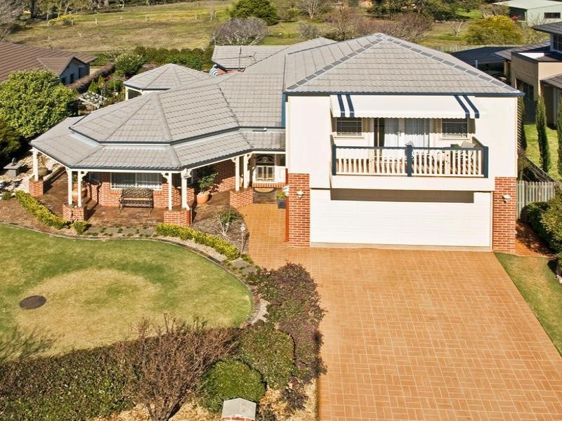 8 Purnawilla Court, Middle Ridge QLD 4350