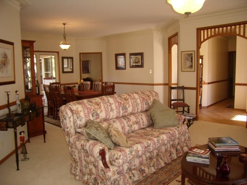 8 Purnawilla Court, Middle Ridge QLD 4350