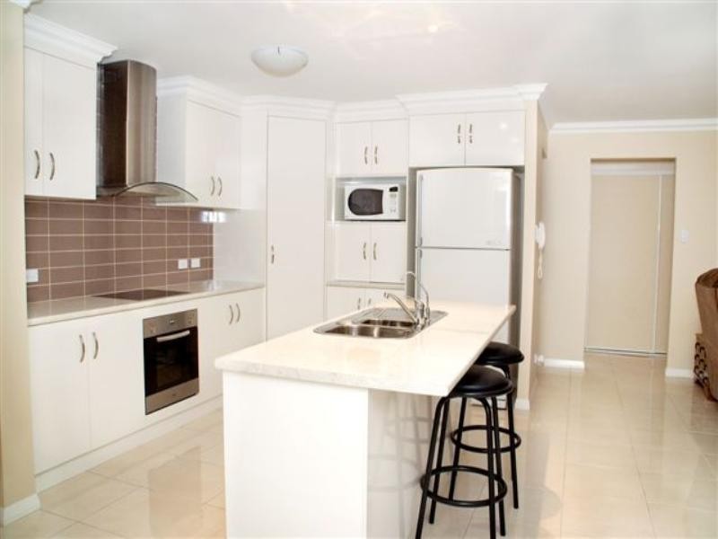 2 Stedman Street, Middle Ridge QLD 4350