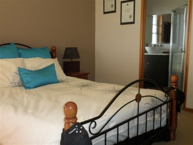 15 Lynne Court, Oakey QLD 4401