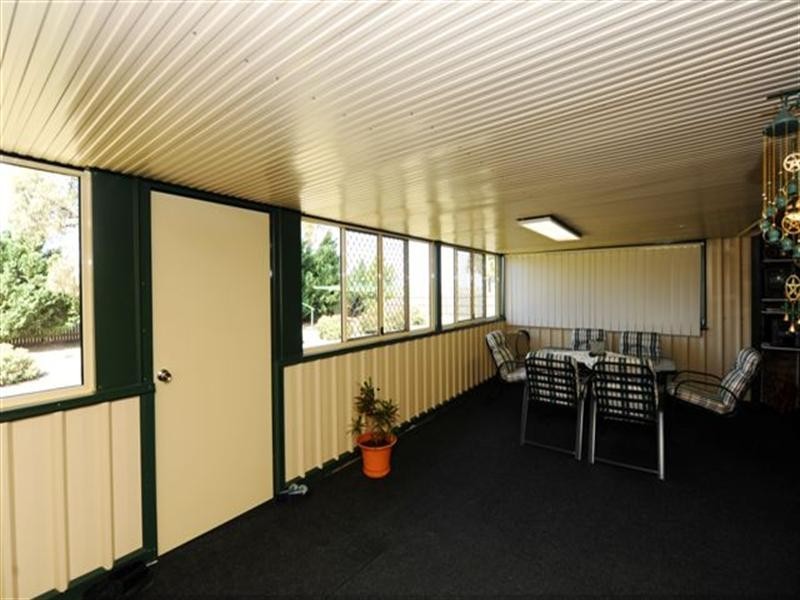 12 Hanna Court, Westbrook QLD 4350