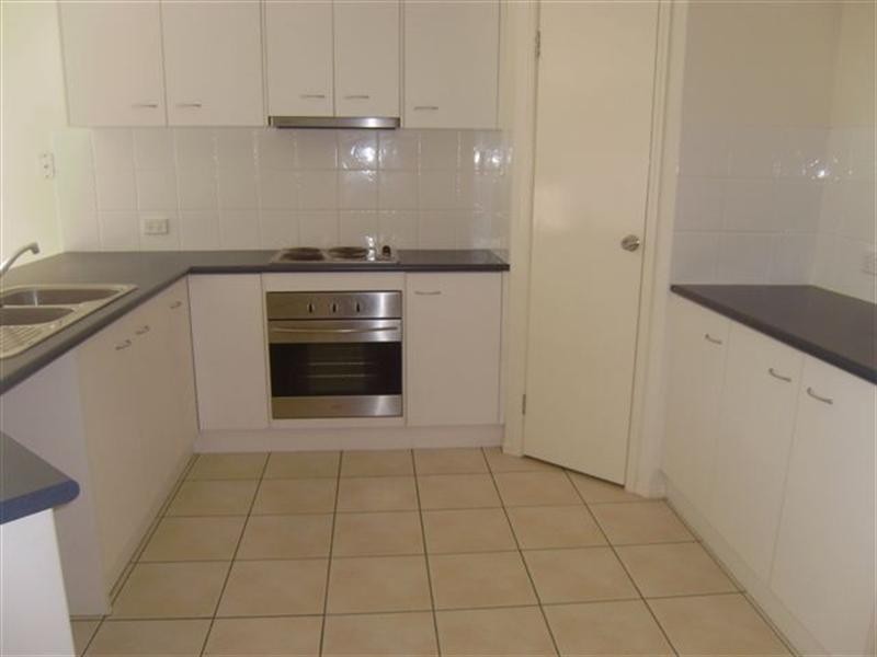 24 Wareena Crescent, Glenvale QLD 4350