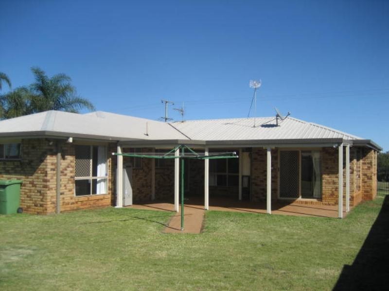 58 McDougall Street, Wilsonton QLD 4350