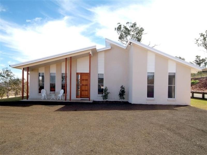 2 Hamilton Drive, Vale View QLD 4352