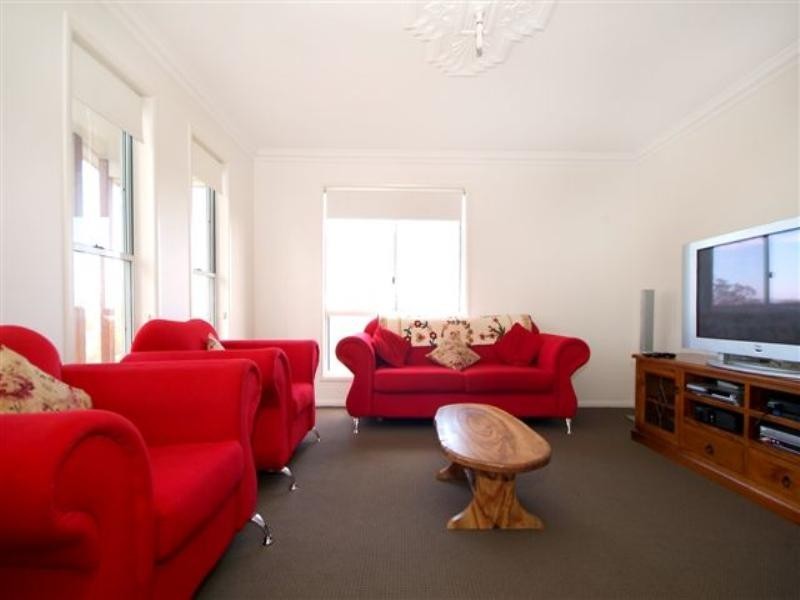 2 Hamilton Drive, Vale View QLD 4352