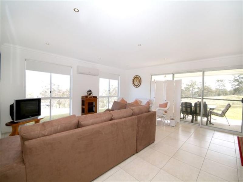 2 Hamilton Drive, Vale View QLD 4352
