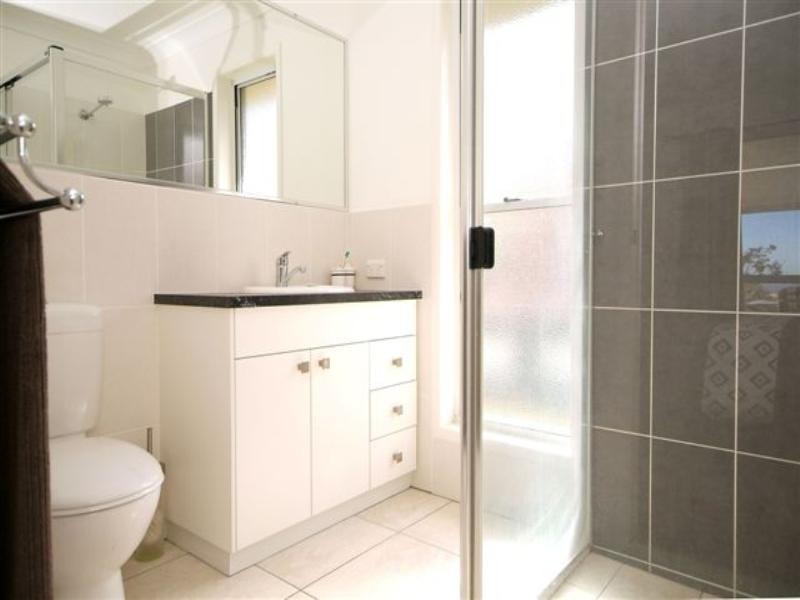2 Hamilton Drive, Vale View QLD 4352